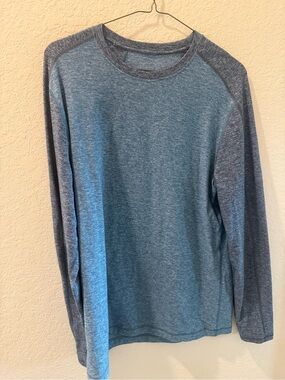 Lulu Lemon Long Sleeve Tee size XL